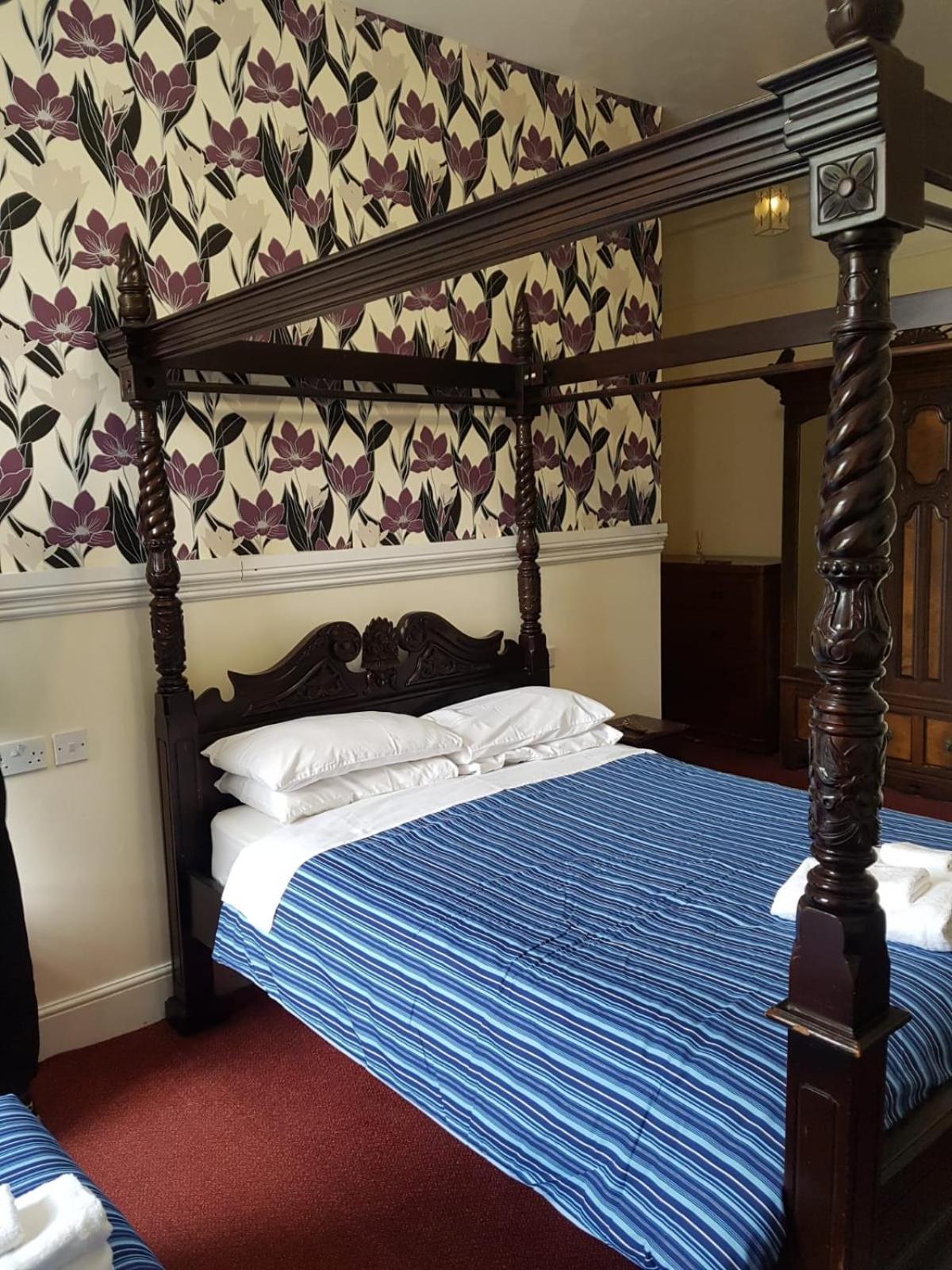 באנבורי The Lismore Hotel חדר תמונה