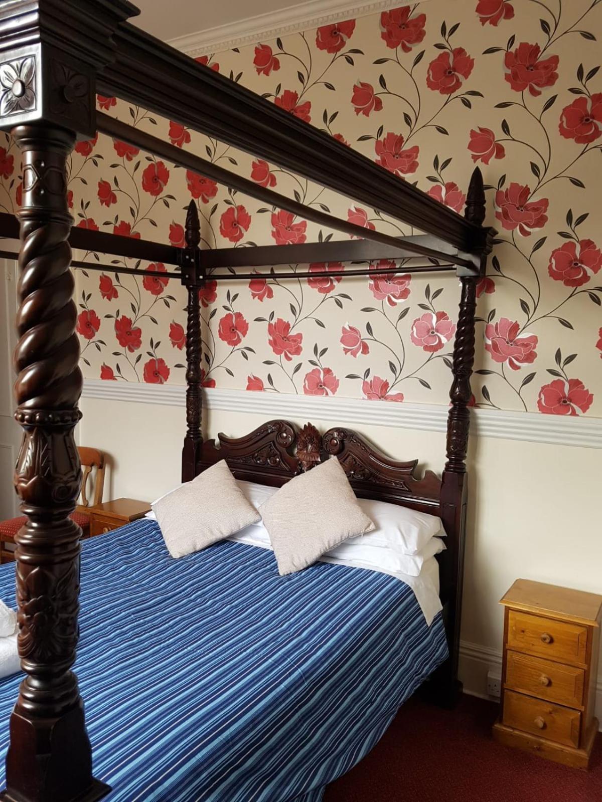 באנבורי The Lismore Hotel חדר תמונה