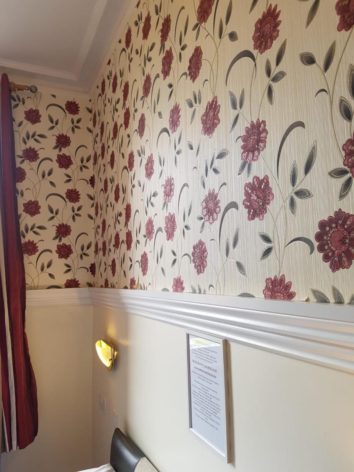 באנבורי The Lismore Hotel חדר תמונה